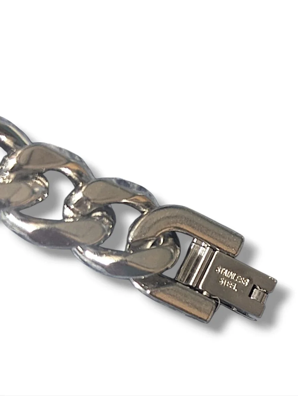 Stainless Steel Curb Link Bracelet – 7.9
